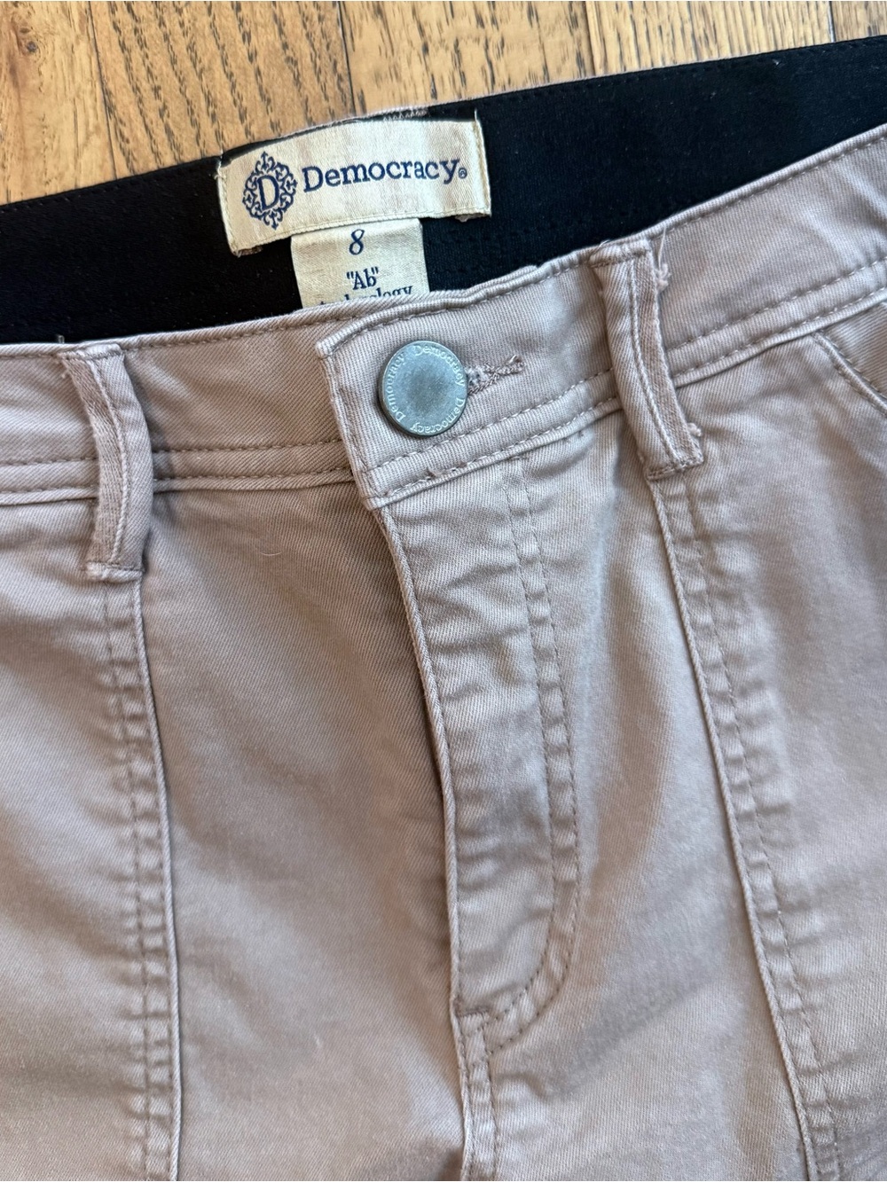 Democracy “Ab” Technology Utility Cargo Straight Leg Pants Taupe Size 8 - Picture 2 of 4